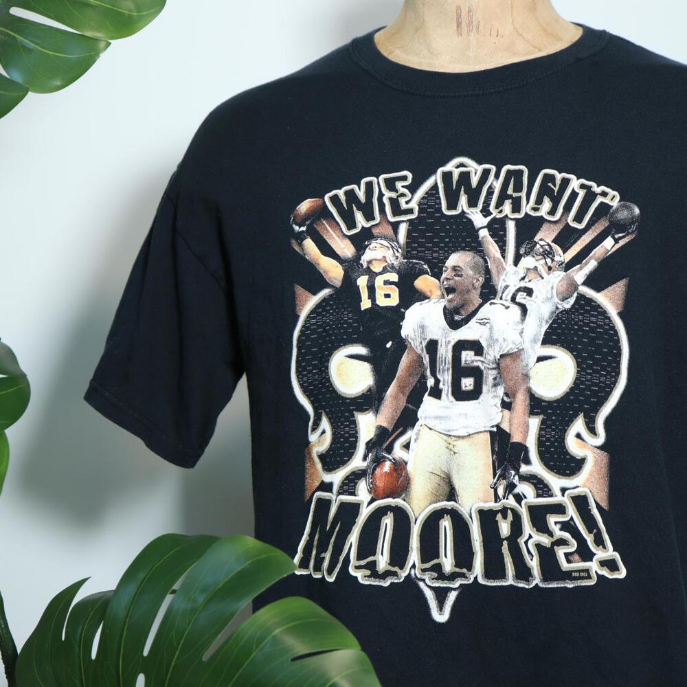 NFL Men's Black and White Tshirt